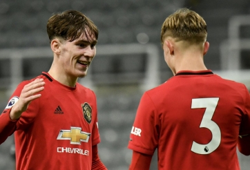 CHÍNH THỨC: MU xác nhận chia tay 9 cầu thủ