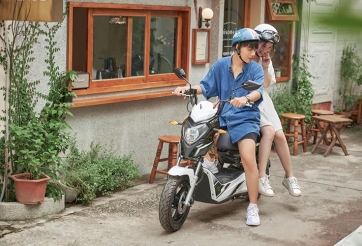 VinFast tặng 50.000 phần quà trị giá 8.6 triệu VNĐ cho học sinh