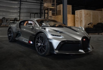 Siêu xe hàng hiếm Bugatti Divo giá gần 6 triệu đô xuất xưởng