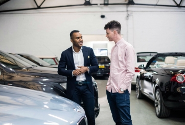 Mua xe ô tô cũ: Cần kiểm tra những gì?