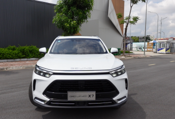 Xe 'Tàu' Beijing X7 giá từ 528 triệu vừa về Việt Nam, đấu Honda CR-V