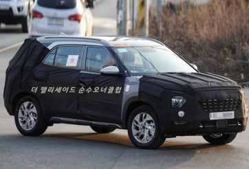 Xe 7 chỗ Hyundai lộ ảnh chạy thử, có về VN đấu SantaFe?