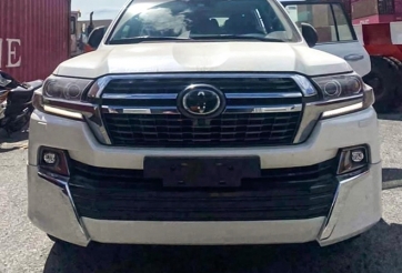 Toyota Land Cruiser 2021 xuất hiện 'bất thình lình' tại Việt Nam