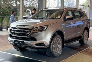 'Đối thủ' của Everest, Fortuner gây sốt với 7000 đơn hàng 1 tháng
