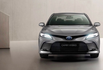 'Kình địch' của Lux A2.0 đang về nước, bản mới chưa chốt giá