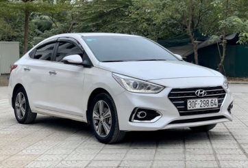 Hyundai Accent cũ tiếp tục xuống giá do độ 'hot' của bản mới