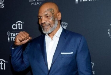 Mike Tyson ép bạn tập 'hành' mình kiệt sức: Vậy mới đáng!