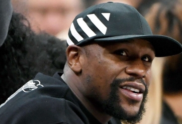 Trận Floyd Mayweather vs Logan Paul bị hoãn vô thời hạn