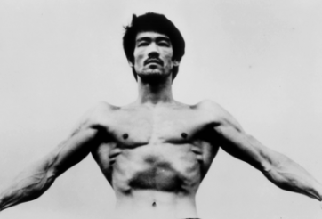 11 bài tập tạo cơ xô 'hổ mang bành' như Lý Tiểu Long