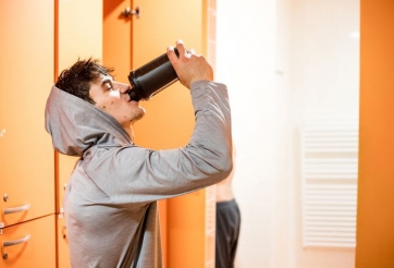 Sữa tăng cân là gì? ưu và nhược điểm mà người tập gym nên nắm rõ