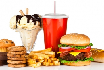 5 thói quen ăn uống sai lầm gây mất cơ cần loại bỏ ngay