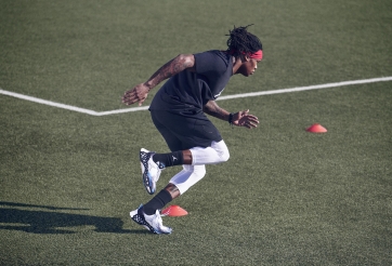 Thương hiệu bóng rổ Jordan bất ngờ tung ra 3 mẫu giày bộ