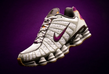 Cận cảnh thiết kế ngoài hành tinh của Nike Shox TL Viotech