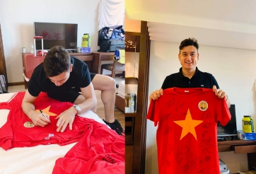 Văn Lâm 'kiếm khách' giúp quán trà chanh của vợ chồng Quế Ngọc Hải