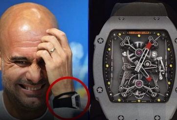 HLV trưởng Man City đeo đồng hồ siêu đắt trong buổi họp báo