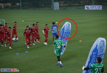 Thủ môn của ĐT Việt Nam có 'đồ chơi' mới