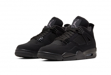 Air Jordan 4 'Black Cat' sẽ trở lại trong tháng này