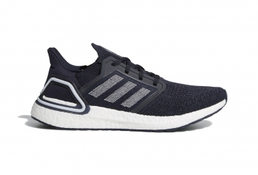 Adidas tạo ra giày UltraBoost 20 từ rác thải nhựa