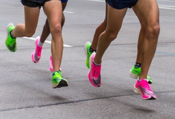 Siêu giày Vaporfly của Nike thoát lệnh cấm
