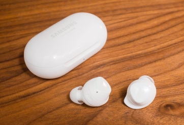Samsung Galaxy Buds Plus, pin trâu 11 tiếng, giá 149 USD