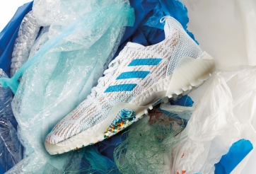 Adidas tái chế nhựa thải thành giày Golf hấp dẫn
