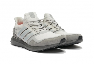 Adidas UltraBoost S&L ra mắt phiên bản sang trọng
