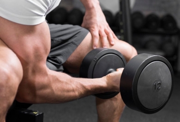 5 điều cần tránh nếu muốn bắp tay to hơn