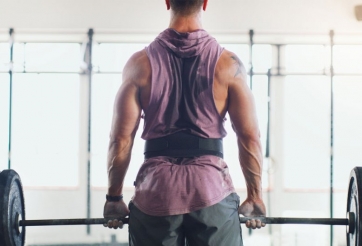 7 động tác nên tránh khi tập lưng