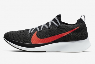 5 đôi giày Nike giảm giá mạnh trong tháng 6