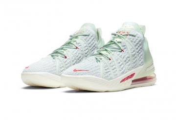 Nike ra mắt Lebron 18 “Empire Jade' đậm chất trung thu