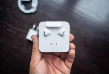 Apple giảm giá tai nghe EarPods từ 440 nghìn đồng