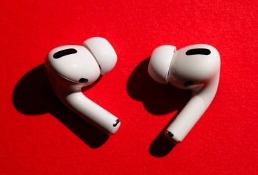 Apple AirPods Pro giảm giá thấp chưa từng thấy