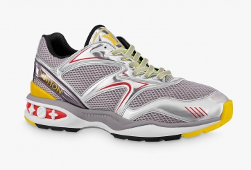 Louis Vuitton 'gây sốt' với giày leo núi hơn 27 triệu