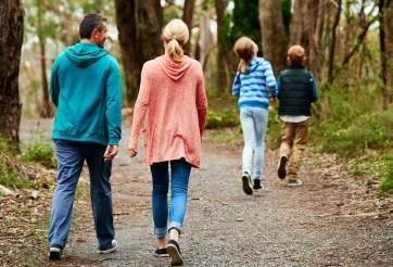 5 lý do bạn nên đi bộ hằng ngày