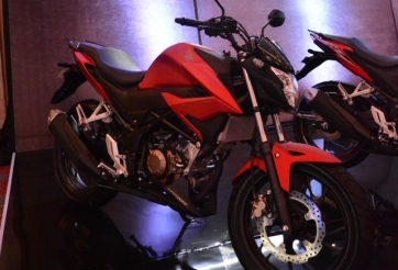 Honda CB150R StreetFire 2018 có giá xấp xỉ 43 triệu đồng