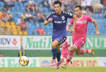 Tiền đạo U23 lập poker ở V-League: Phía trước là bầu trời