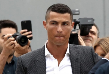 Ronaldo nộp phạt để thoát án tù