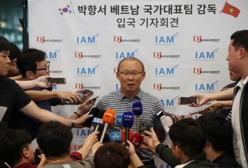 HLV Park Hang-seo: 'Tôi chỉ quan tâm tới việc phát triển bóng đá Việt Nam'