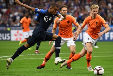 Đại diện AFC: 'Châu Á sẽ thi đấu giống châu Âu từ năm 2021'