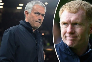 Jose Mourinho và huyền thoại Man United khẩu chiến gay gắt