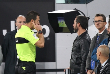 NÓNG: Champions League bắt đầu áp dụng VAR từ vòng 16 đội