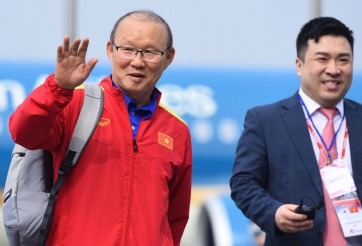 ĐTVN được chào đón như những người hùng trong ngày trở về