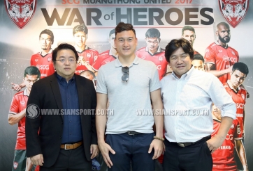 Đặng Văn Lâm chính thức ra mắt Muangthong United