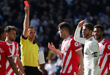 Ramos nhận thẻ đỏ, Real Madrid thất bại ngay trên sân nhà