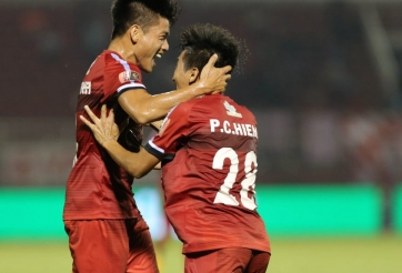 Đánh bại SLNA, TPHCM bảo vệ vững chắc ngôi đầu bảng