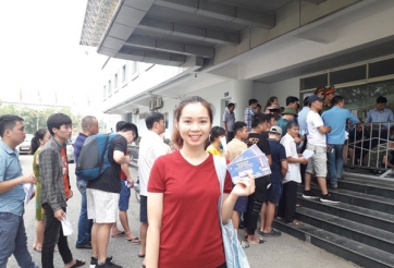 CĐV xếp hàng dài chờ mua vé xem U23 Việt Nam – U23 Myanmar