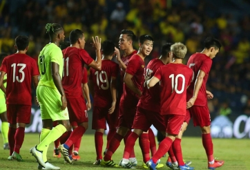 ĐT Việt Nam nhận thưởng lớn sau ngôi á quân King's Cup