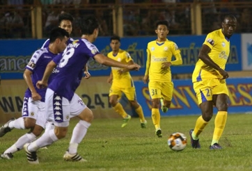 Thủng lưới phút cuối cùng, Hà Nội đánh mất ngôi đầu bảng