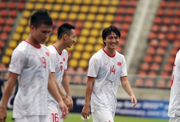 Văn Hậu trở lại, Tuấn Anh tươi rói trong buổi tập cuối của ĐTVN