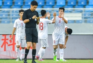 CĐV Thái Lan: 'Ước gì bóng đá trẻ Thái Lan cũng có HLV như ông Park'